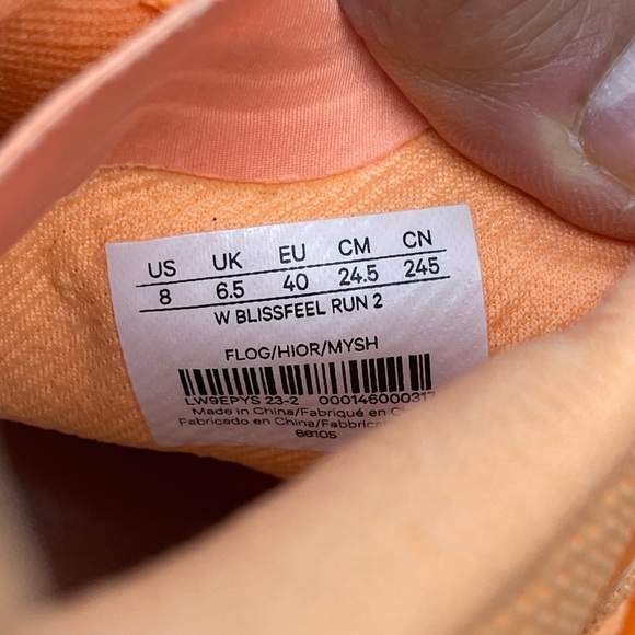 Lululemon BlissFeel Run2 Women's Peach Athletic Shoes - Picture 8 of 8